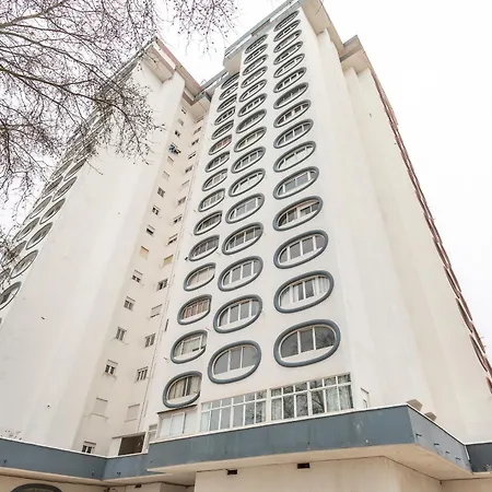 Beguest Caparica & Surf Costa de Caparica